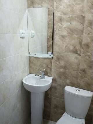 Мини-отель У Сама и Лилии Бердянск Номер-студио-8